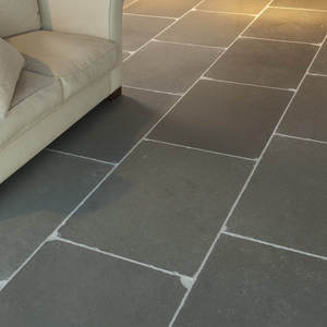 หินปูพื้น GROCON Tandur Grey Limestone – หินภายนอกที่ทนทานสำหรับวิลล่าสมัยใหม่ - Product Image 4