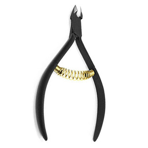 Coupe-cuticules professionnel noir avec ressort spiralé doré en acier inoxydable, outil de manucure pour éliminer les peaux mortes - Product Image 1