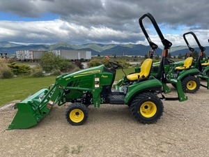 Tracteur compact robuste MAVERICK 2026 1023E Z198452 210HP 4x4 Haute performance Approvisionnement en gros Garantie de plus de 5 ans - Product Image 3