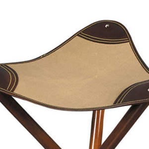 Chaise de chasse, de randonnée, de tir, de marche en cuir avec fonction bâton/chaise de pêche/trépied par UAMED SURGICAL INDUSTRIES - Product Image 1