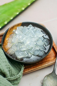 Aloe vera en dés de qualité supérieure dans un sirop léger |   Matériau en gel de pulpe en vrac pour l'industrie des boissons - Product Image 5