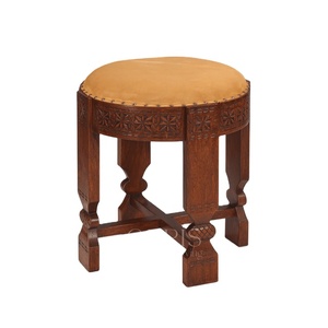 Tabouret de bar chic et moderne en bois massif fait à la main avec assise rembourrée et confortable pour appartement et hôtel - Product Image 1
