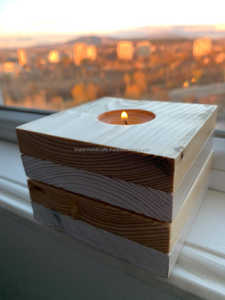 Porte-bougie décoratif rustique fait à la main en bois de manguier sculpté idéal pour les maisons traditionnelles, les temples et les religieux - Product Image 3