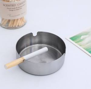 Cenicero Redondo Profundo de Acero Inoxidable Dorado de Lujo con Doble Ranura para Cigarrillos, Accesorio Moderno y Resistente para Fumar en la Mesa del Hogar - Product Image 2