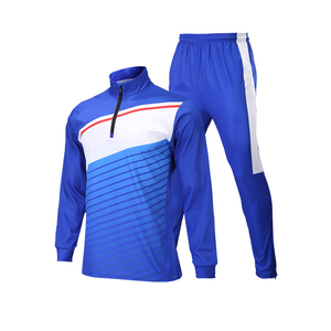 Conjunto Deportivo de Dos Piezas con Estampado de Fútbol, Tejido Transpirable, Diseño Gráfico Personalizado para Entrenamientos y Partidos - Product Image 1