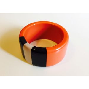 กำไลข้อมือเรซิ่นคริสตัลทำมือ ขอบเรียบ ดีไซน์ทันสมัย - Product Image 2