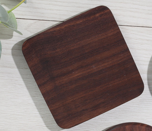 แผ่นรองแก้วไม้วอลนัททรงสี่เหลี่ยมมนแบบสั่งทำพิเศษพร้อมร่อง - Product Image 1