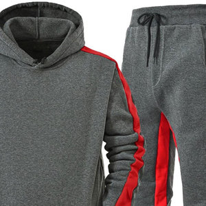 Ensemble de survêtement sportif pour homme, directement de l'usine, avec tissu respirant, options de logo personnalisé et approvisionnement à l'exportation pour les acheteurs mondiaux - Product Image 6