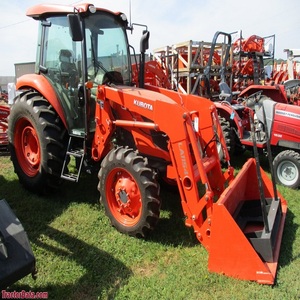 Tracteur Kubota M7060 de qualité supérieure, achetez aujourd'hui, livraison rapide, offres en gros pour une efficacité agricole et une fiabilité accrue - Product Image 3