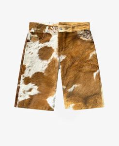 Shorts en cuir taille haute pour femme, coupe droite, style décontracté, motif marron et blanc, avec fermeture boutonnée - Product Image 1