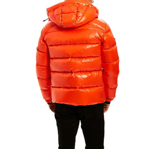 Chaqueta de plumón con capucha para hombre, de color sólido, informal, cortavientos, de invierno, de manga larga, con cremallera completa, brillante. - Product Image 3
