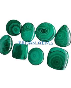 Cabochon de pierres précieuses en malachite naturelle polie en cristal de toutes tailles pour la création de pendentifs de bijoux - Product Image 4