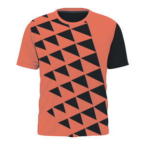 เสื้อยืดกีฬาถักนิตติ้งโพลีเอสเตอร์ 100% แบบกำหนดเอง ระบายอากาศได้ดี แห้งเร็ว เป็นมิตรกับสิ่งแวดล้อม คอเสื้อแบบผู้ชาย แฟชั่นฟุตบอล ผู้ผลิต OEM ODM - Product Image 5