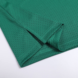 Uniforme de Baloncesto Reversible para Hombre, Conjunto de Camiseta y Pantalones Cortos de Malla, Personalizable para Equipos - Product Image 6