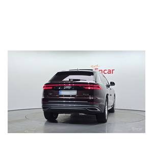 Audi Q8 45 TDI quattro 2022, 104 790 km, Diesel, Automatique, Sièges en cuir, Volant à gauche, Caméra de recul - Product Image 4