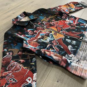 Custom OEM <b>Men</b> Spring Streetwear Vintage Tapestry <b>Jacket</b> Full Print Woven Jacquard Graphic Breathable Zip up Outerwear Wholesale - Product Image 4