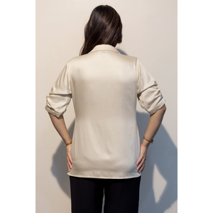 Camisa de Mujer EURELLA Beige de Algodón Giza, Prenda Casual Elegante de Primera Calidad, Venta al Por Mayor - Product Image 5