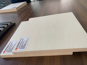 Láminas de Madera Contrachapada de Álamo de Alta Calidad, Lisas y Duraderas, Madera de Caucho, Estándares de Emisión de Formaldehído E0, Aptas para Uso Comercial - Product Image 2