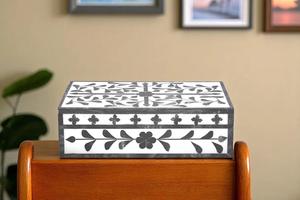Caja de Joyería Decorativa Hecha a Mano con Diseño Marroquí de Flor de Amor con Incrustaciones de Hueso Ecológica, Decoración para Mesa del Hogar, Año Nuevo - Product Image 4