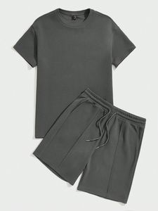 Men's Solid Green T-Shirt and Bermuda <b>Shorts</b> Set Casual Drawstring Waist Two Piece Outfit - Product Image 5
