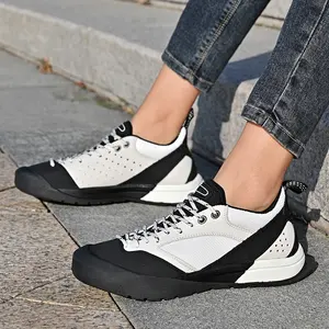 Zapatillas casuales para hombre hechas de cuero vacuno de primera capa con diseño perforado y calado, transpirables, cosidas a mano. - Product Image 6