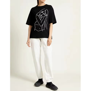 Camiseta de algodón negra para mujer con estampado de arte lineal blanco, cuello redondo, corte holgado, estilo casual, manga corta, tela jersey. - Product Image 5