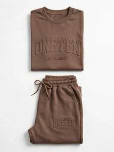 Ensemble de survêtement unisexe ONETEN en coton marron, col rond, manches courtes, coupe ample, longueur intégrale, avec logo, pour l'automne, tenue décontractée - Product Image 5