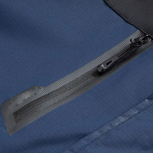 Veste coupe-vent en gros avec coutures de qualité supérieure, légère et confortable pour les activités de plein air en hiver - Product Image 6