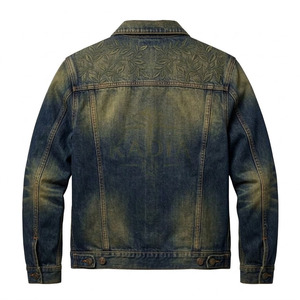 Chaqueta vaquera vintage lavada con bordado de cadena y diseño de viñas, 100% algodón premium, corte clásico, parche con logotipo en la espalda. - Product Image 2