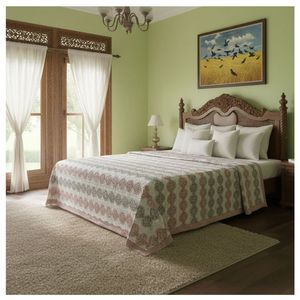 Traditional Printed <b>Quilt</b> Throws Queen Size Handmade Cotton Polyester Linen All Season Home Decor at Wholesale Price - Product Image 1