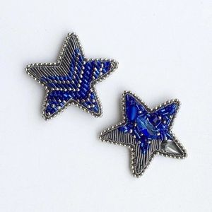 Broche de Lujo con Cuentas y Bordado a Mano, Pin Decorativo de Alta Gama con Bordado Detallado, Joyería de Moda para Abrigo - Product Image 2