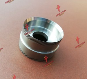 Marcador de Areola de Doble Extremo Freeman (38mm/42mm) Instrumento Quirúrgico de Acero Inoxidable para Aumento de Senos con Certificación CE - Product Image 2