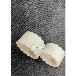 Anillos de Servilleta de Resina, Elegantes Soportes Personalizados para Mesa, Artesanía FAIZA, Lujo Ecológico, Disponibles en Europa, para Fiestas - Product Image 4