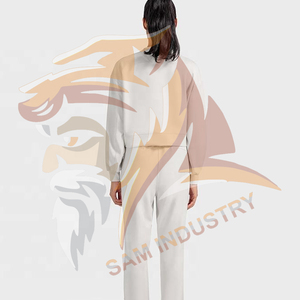 Sweat-shirt en coton épais surdimensionné pour femme, style streetwear d'hiver, sweats-shirts surdimensionnés de luxe pour femme - Product Image 4