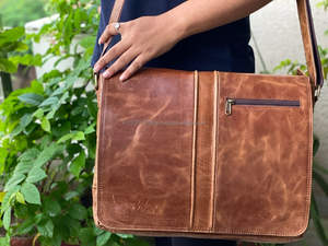 Sac à main unisexe en cuir Crunch Messenger pour ordinateur portable personnalisé utilisation de bureau sacs à bandoulière en cuir véritable - Product Image 3