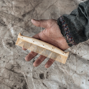 Peigne à barbe en os naturel fait main, durable, à dents fines, pour le toilettage quotidien, le coiffage des cheveux et l'entretien de la barbe - Product Image 6