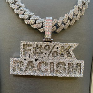 Colgante de letra con incrustaciones de moissanita incolora en plata 925, estilo hip hop, para raperos, para fiestas, a bajo precio. - Product Image 1