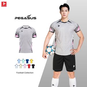 Ensemble de maillots de football Pegasus en stock, 100% polyester, séchage rapide, respirant, col rond, manches courtes, impression numérique, couleurs contrastées - Product Image 1