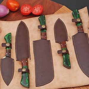 Ensemble de couteaux de chef en acier carbone forgé à la main |   Couteaux de cuisine professionnels 5 pièces avec manches en bois |   Lames Tranchantes comme des Lames de Rasoir - Product Image 3