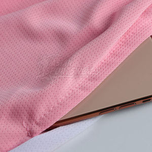 Ensemble de vêtements de sport pour le basketball haute performance avec tissu à séchage rapide et options de couleurs personnalisées pour les équipes - Product Image 3