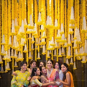 Guirnalda de Flores de Caléndula de Plástico Ecológico Artificial, Borlas de Tuberosa, Decoración para Bodas Indias, Haldi, Mehndi - Product Image 1