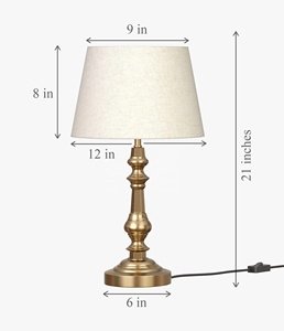 Lampe de table en métal de style victorien avec abat-jour en tissu de lin, finition laiton antique, base durable, éclairage d'appoint chaleureux - Product Image 2