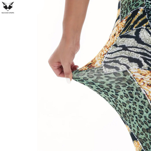 Pantalones de compresión de color personalizado para mujer, para correr y hacer ejercicio, leggings de compresión de spandex cómodos para damas - Product Image 6