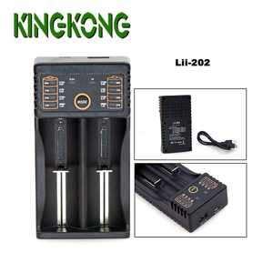 Smart ABS materiale ricaricabile 18650 caricabatteria universale DC 5V uscita 4.2V protezione garanzia di 1 anno elettrico universale - Product Image 2