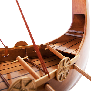 B028 - Modelo de Barco Vikingo Drakkar de Madera Hecho a Mano, Decoración Marítima Histórica, Artículo de Regalo Personalizado 64Lx16.5Wx50H cm - Product Image 6