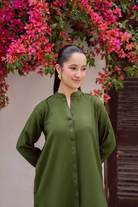 ชุดคุรตะผ้าฝ้ายสีเขียวทรงหลวมความยาวปานกลาง สไตล์อินเดียและปากีสถานสำหรับผู้หญิง ใส่ไปงานปาร์ตี้ได้ ไม่ยับง่าย - Product Image 6