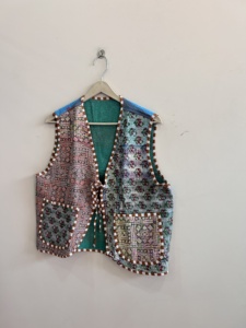 เสื้อกั๊กสไตล์วินเทจสำหรับผู้หญิงและผู้ชาย  ผ้าฝ้ายคันธา  ไม่มีแขน  มีกระเป๋า  ระบายอากาศได้ดี - Product Image 6