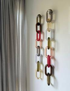 Arte en resina decorativo. El nuevo diseño colorido de eslabones de cadena de resina, disponible en tamaño grande y pequeño, y con posibilidad de personalización. - Product Image 6