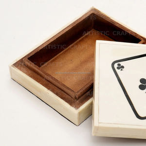 Caja de naipes de resina y hueso con cubierta individual para adultos Tash Cards Deck Set - Product Image 3