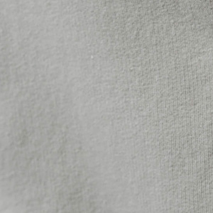 Sweat-shirt à capuche court en molleton de coton pour femme avec logo frontal, idéal pour la gym, le fitness et les tenues décontractées - Product Image 5